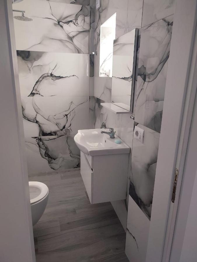 Proda Apartments Saranda Kültér fotó